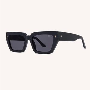 DEZI switch sunglasses